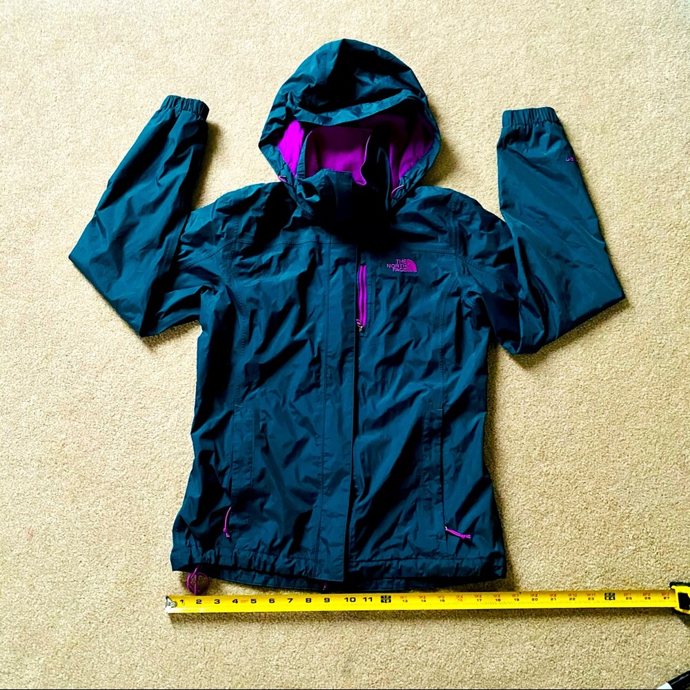 North face raincoat women's S Oliver purple
